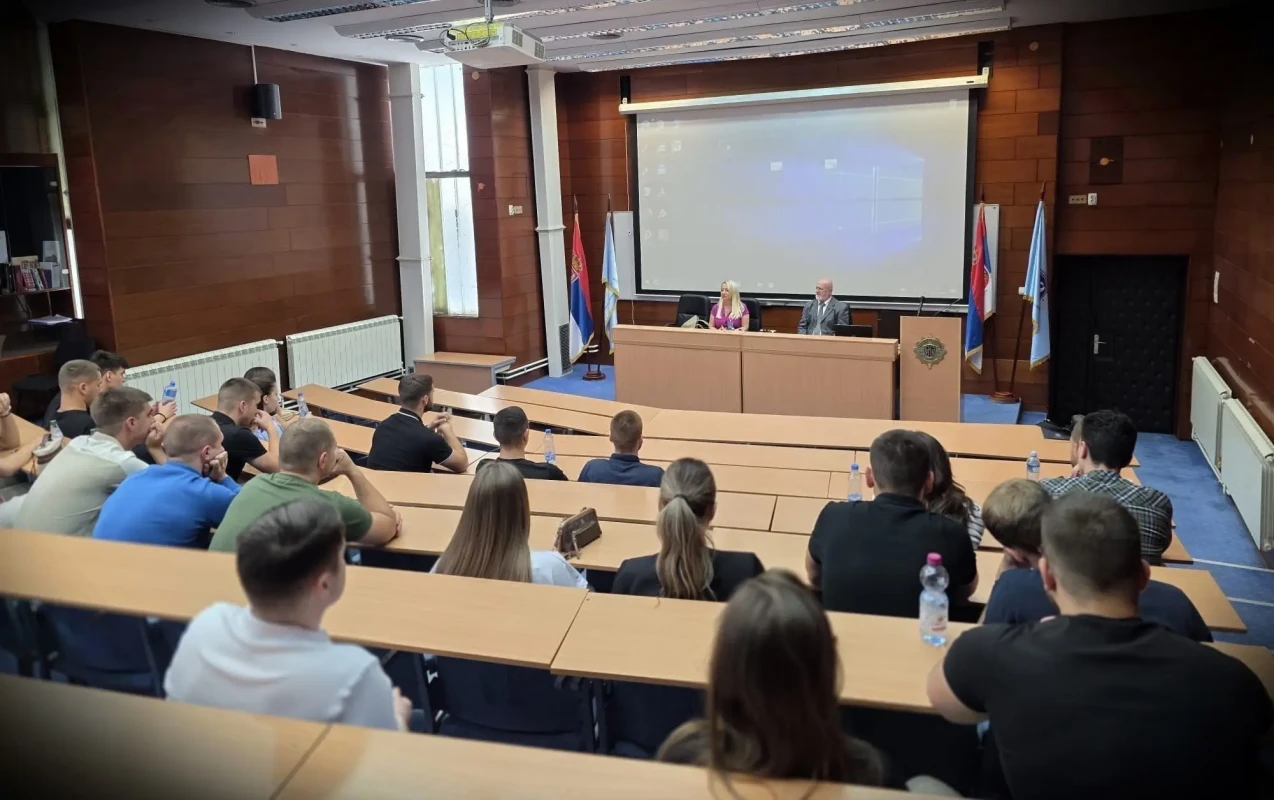 Предавање студентима Академијe за националну безбедност